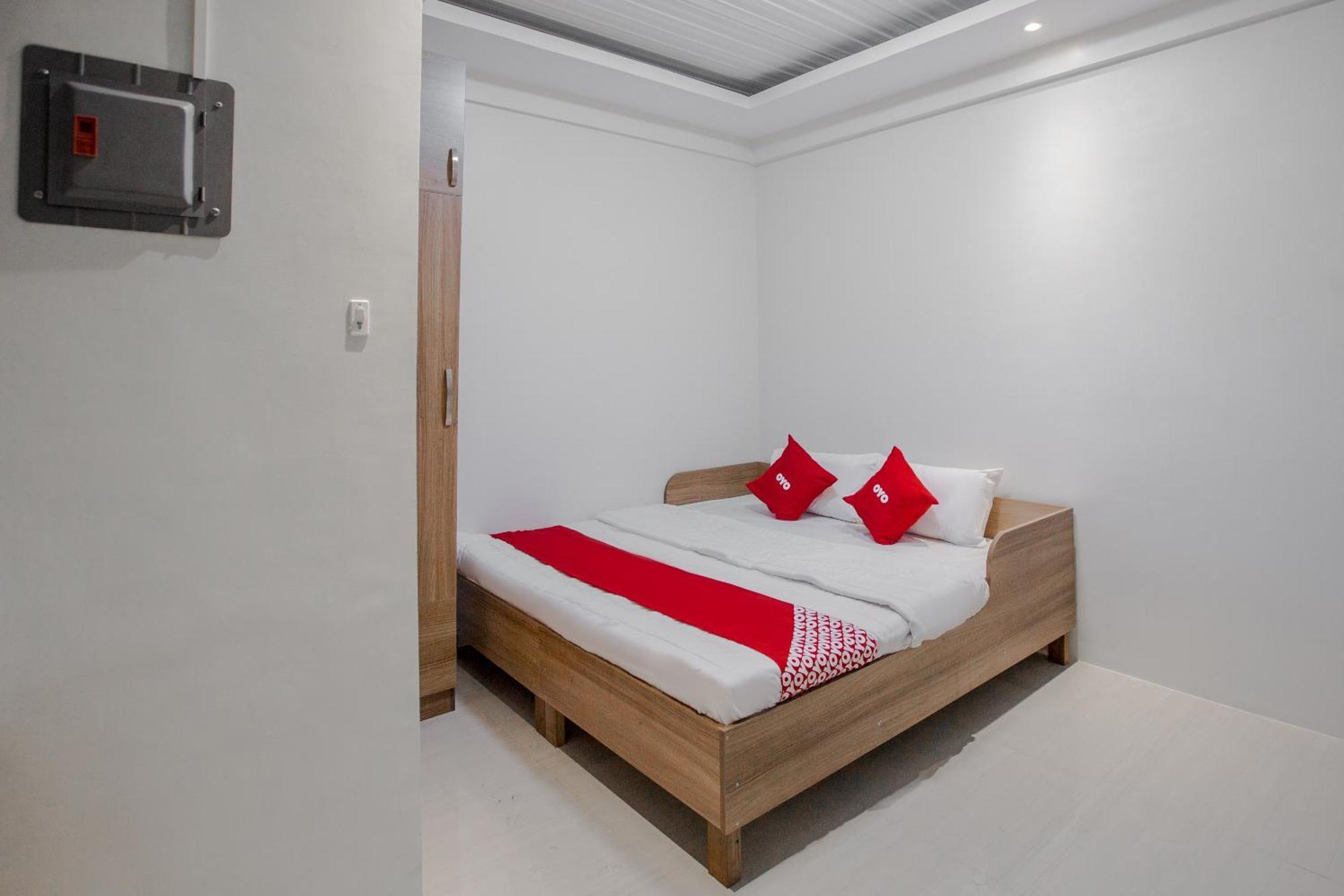 Oyo 605 The Quarters Ξενοδοχείο Μανίλα Εξωτερικό φωτογραφία